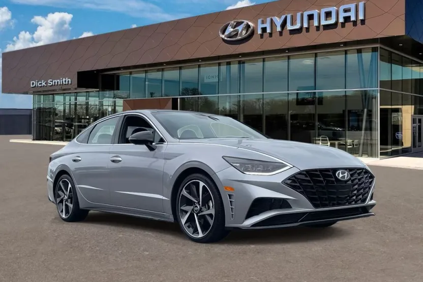 2023 Hyundai Sonata SEL Plus photo 1