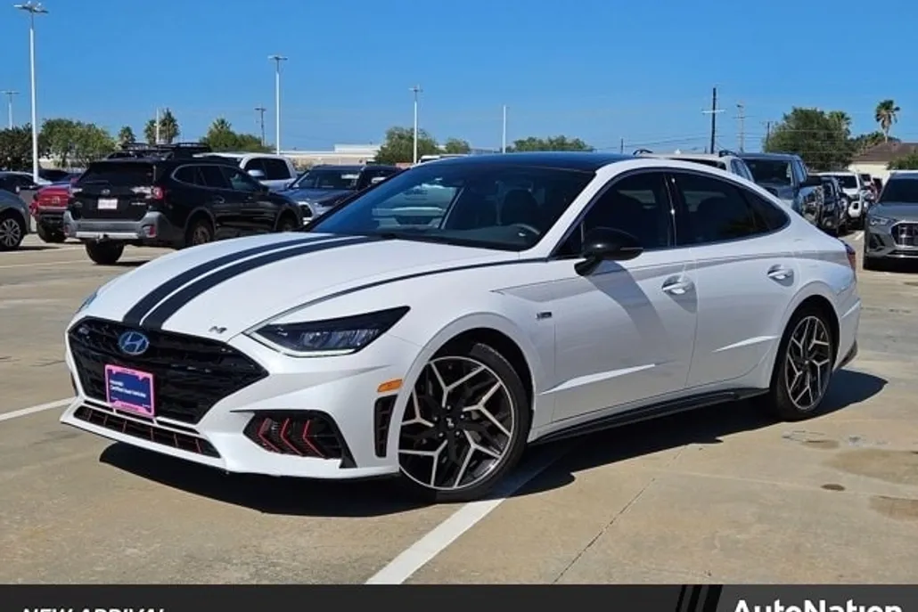 2023 Hyundai Sonata N Line photo 1