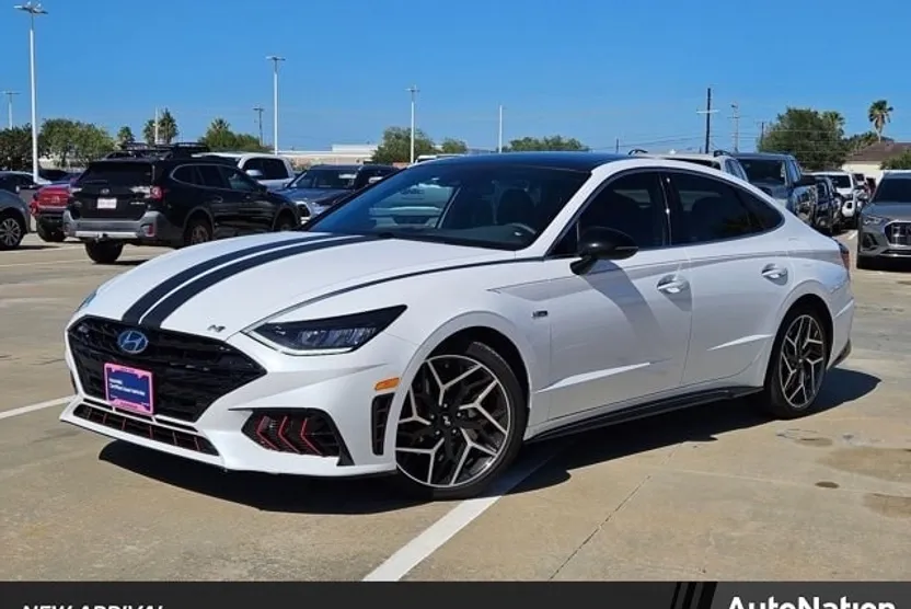 2023 Hyundai Sonata N Line photo 1