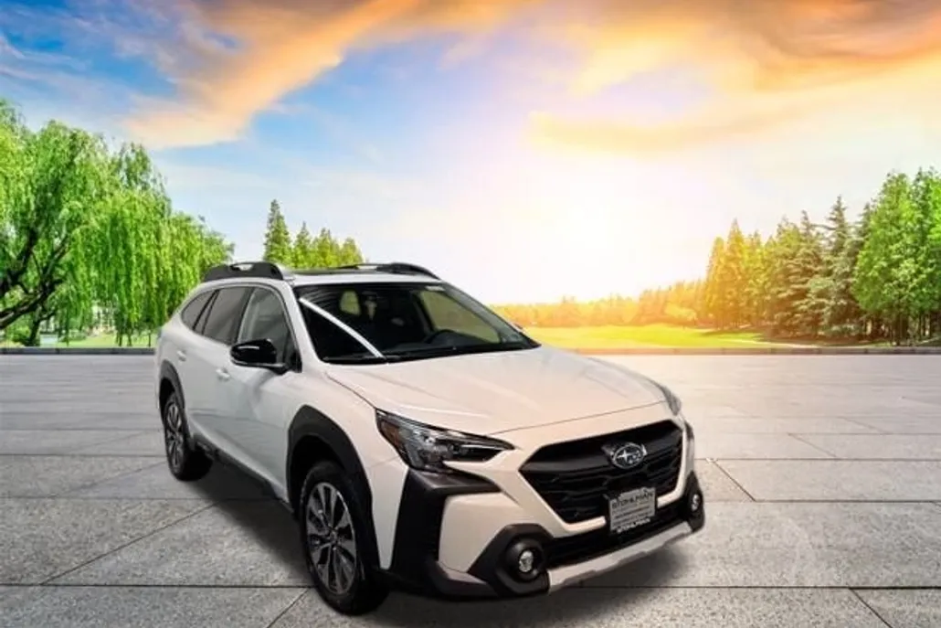 2025 Subaru Outback Limited photo 1