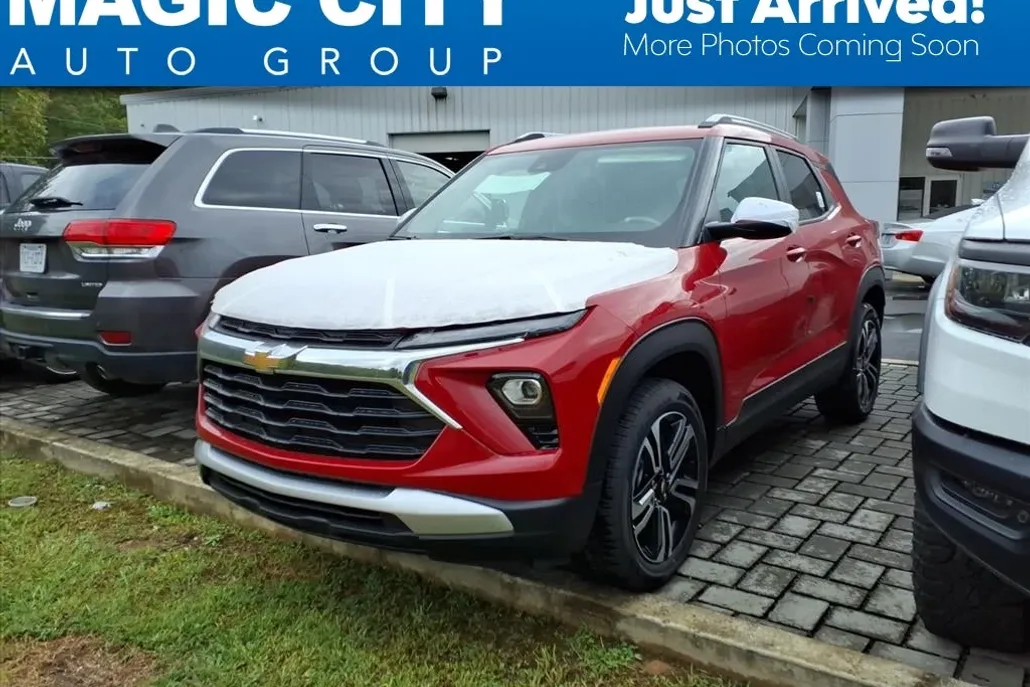 2026 Chevrolet Trailblazer LT photo 1