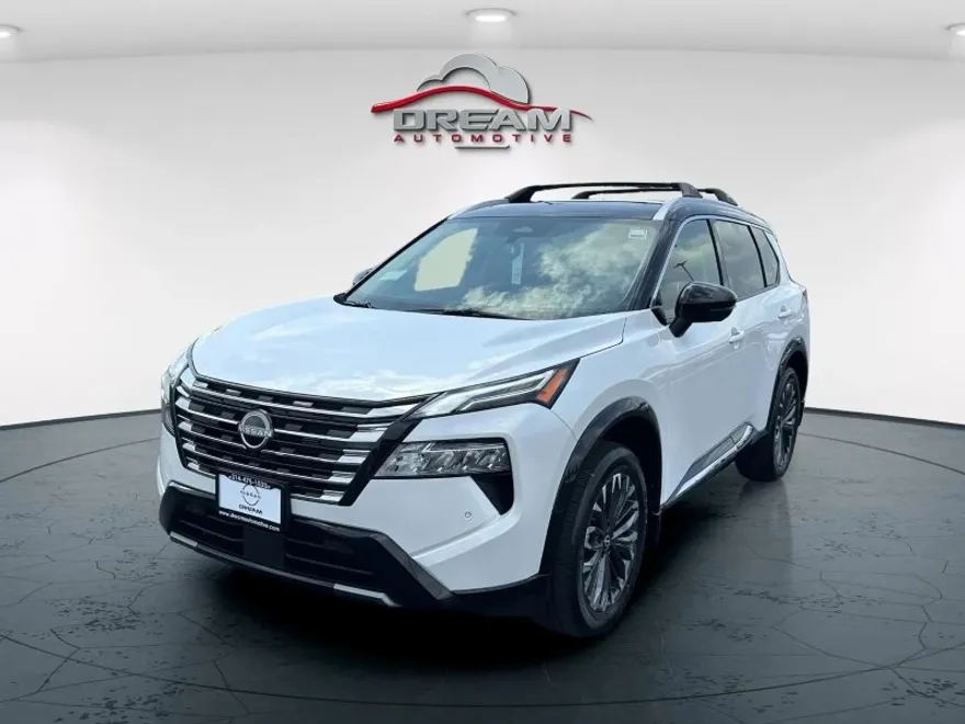 2025 Nissan Rogue Platinum photo 1