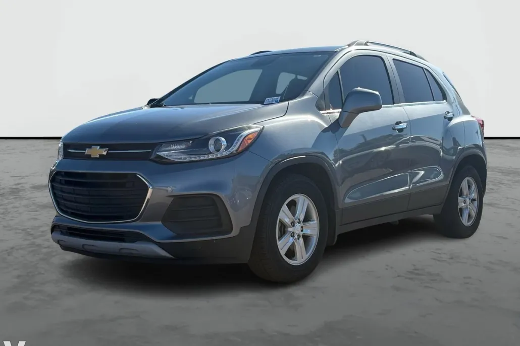 2020 Chevrolet Trax LT photo 1