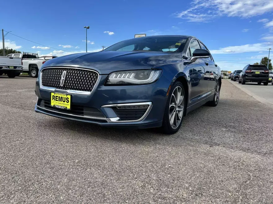 2019 Lincoln MKZ Reserve photo 1