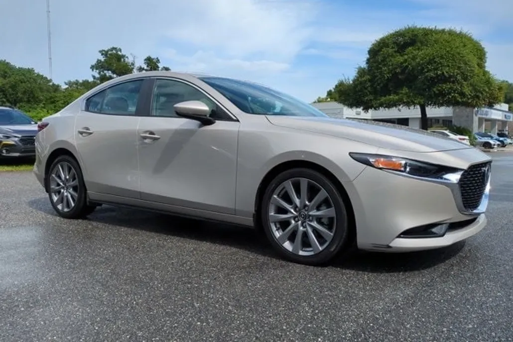 2022 Mazda Mazda3 Preferred Sedan photo 1