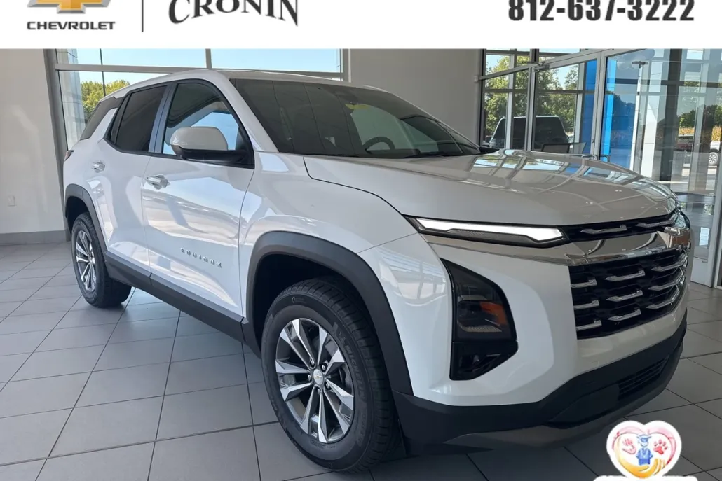 2026 Chevrolet Equinox LT photo 1