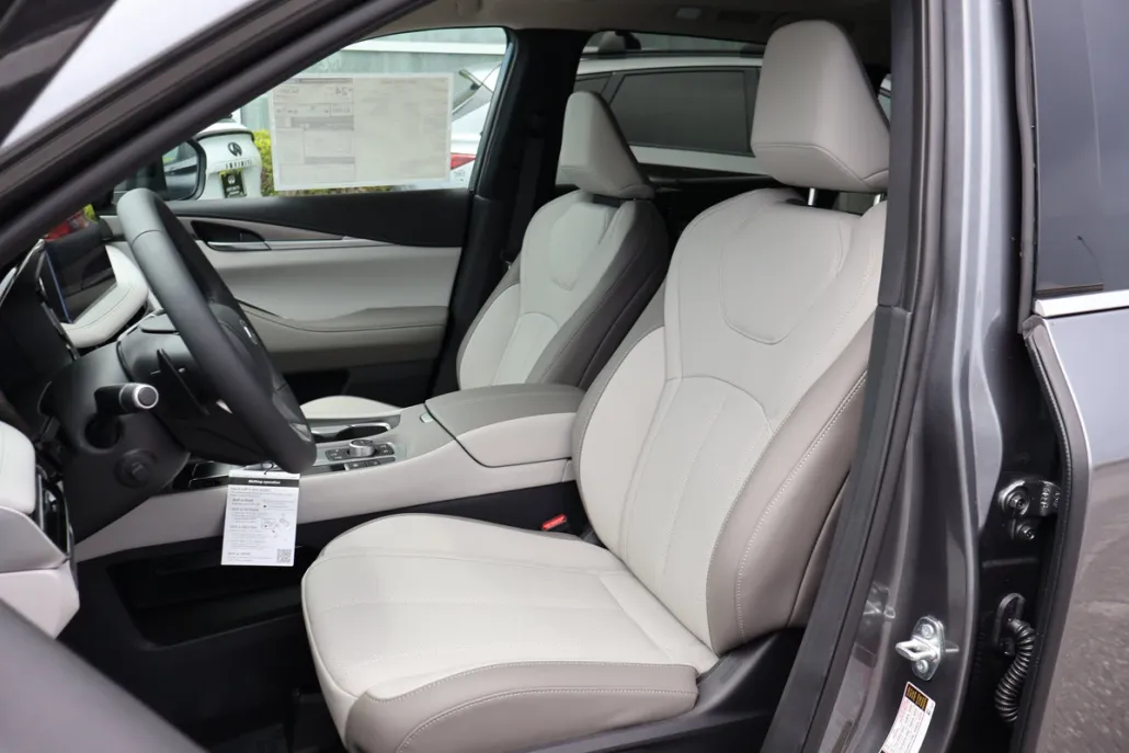 2026 Infiniti QX60 Luxe photo 1