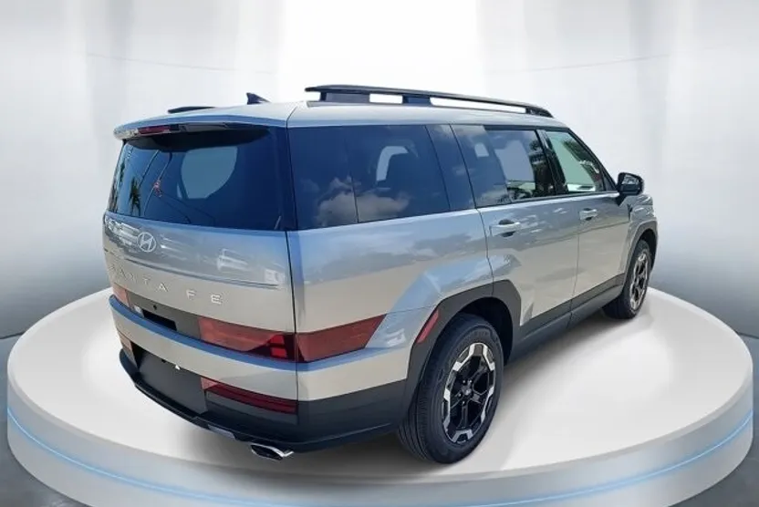2025 Hyundai Santa Fe SEL photo 1