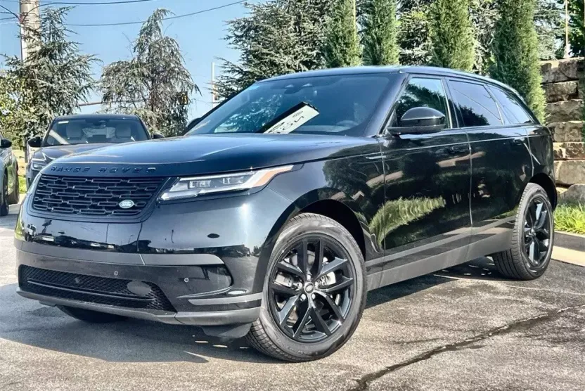 2025 Land Rover Range Rover Velar S photo 1