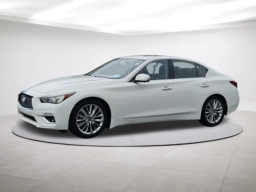2021 Infiniti Q50 3.0t LUXE photo 1