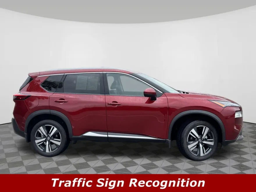 2021 Nissan Rogue SL photo 1