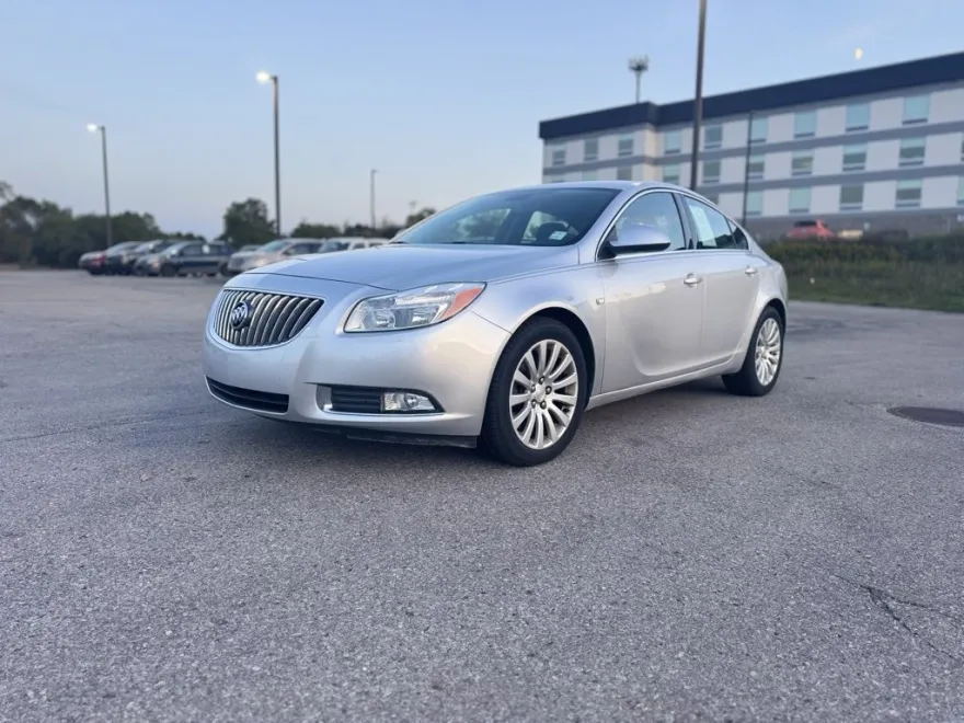 2011 Buick Regal CXL photo 1