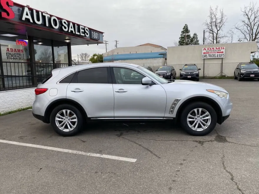 2011 Infiniti FX35 Base photo 1