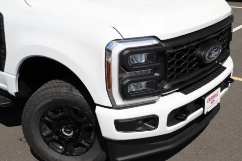 2025 Ford F-350 XL photo 2