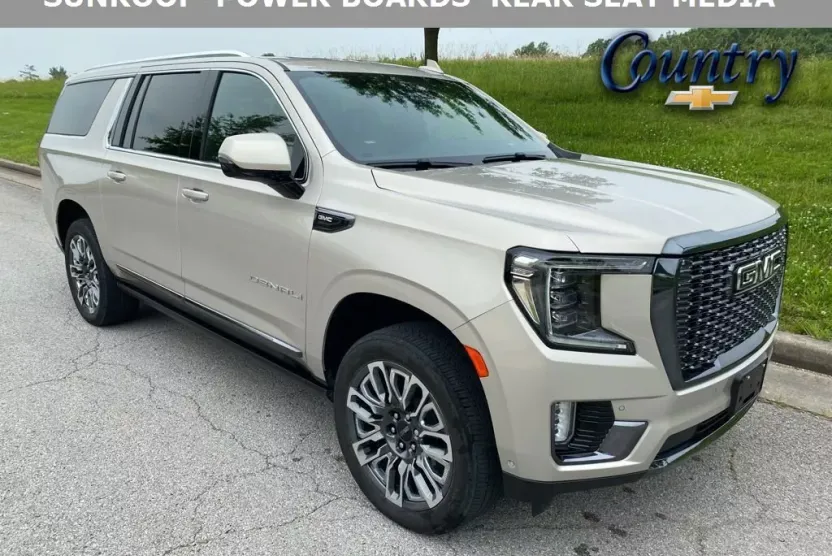 2023 Gmc Yukon XL Denali Ultimate photo 1