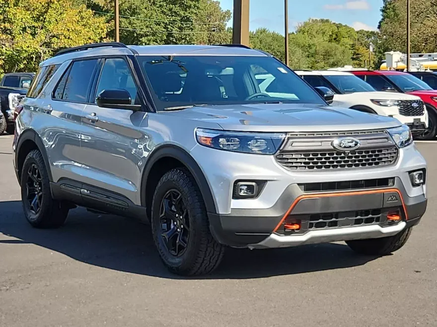 2024 Ford Explorer Timberline photo 1