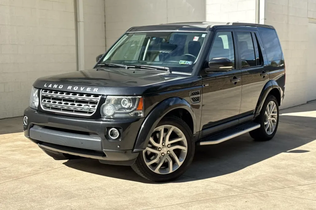 2015 Land Rover LR4 Base photo 1