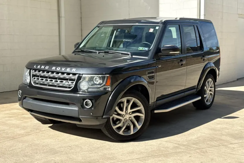 2015 Land Rover LR4 Base photo 1