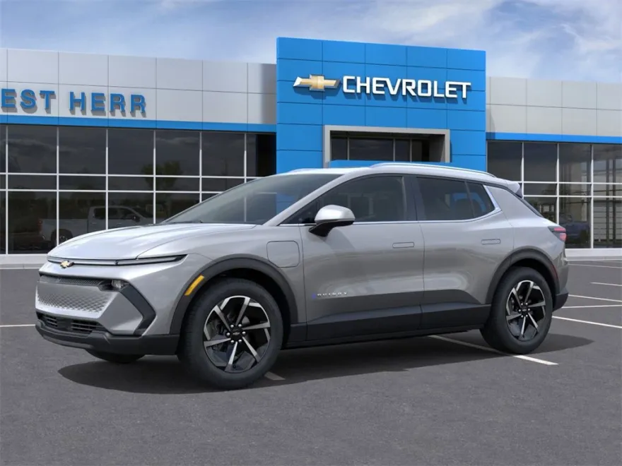 2026 Chevrolet Equinox LT photo 1