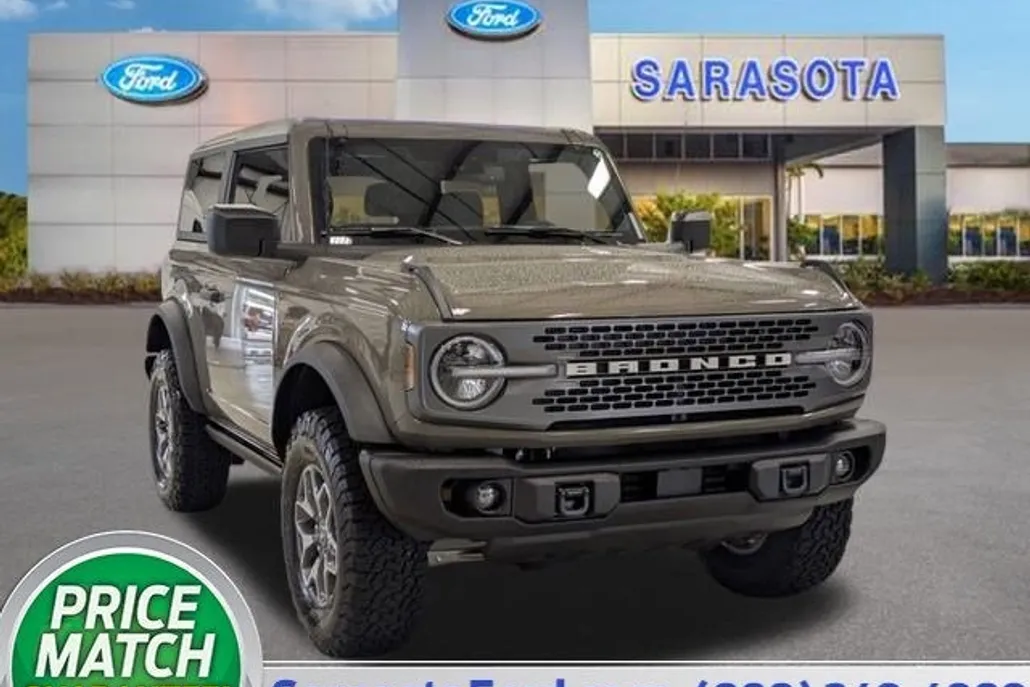 2025 Ford Bronco Badlands photo 1