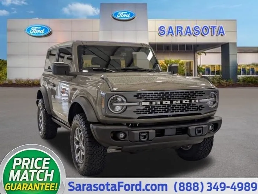 2025 Ford Bronco Badlands photo 1