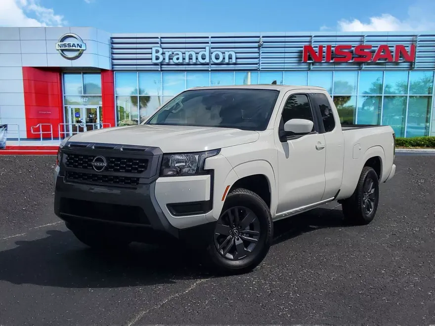 2025 Nissan Frontier SV photo 1