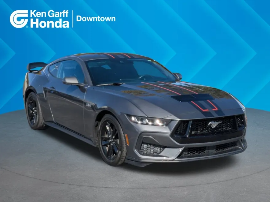 2024 Ford Mustang GT photo 1