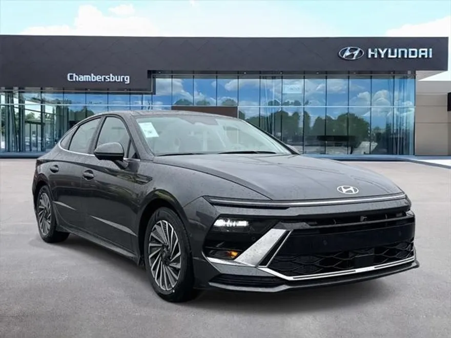 2025 Hyundai Sonata Hybrid Limited photo 1