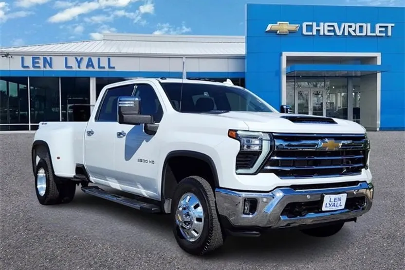 2024 Chevrolet Silverado 3500HD LTZ photo 1
