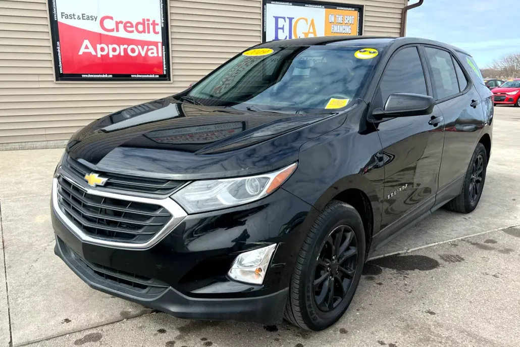 2019 Chevrolet Equinox LS photo 1