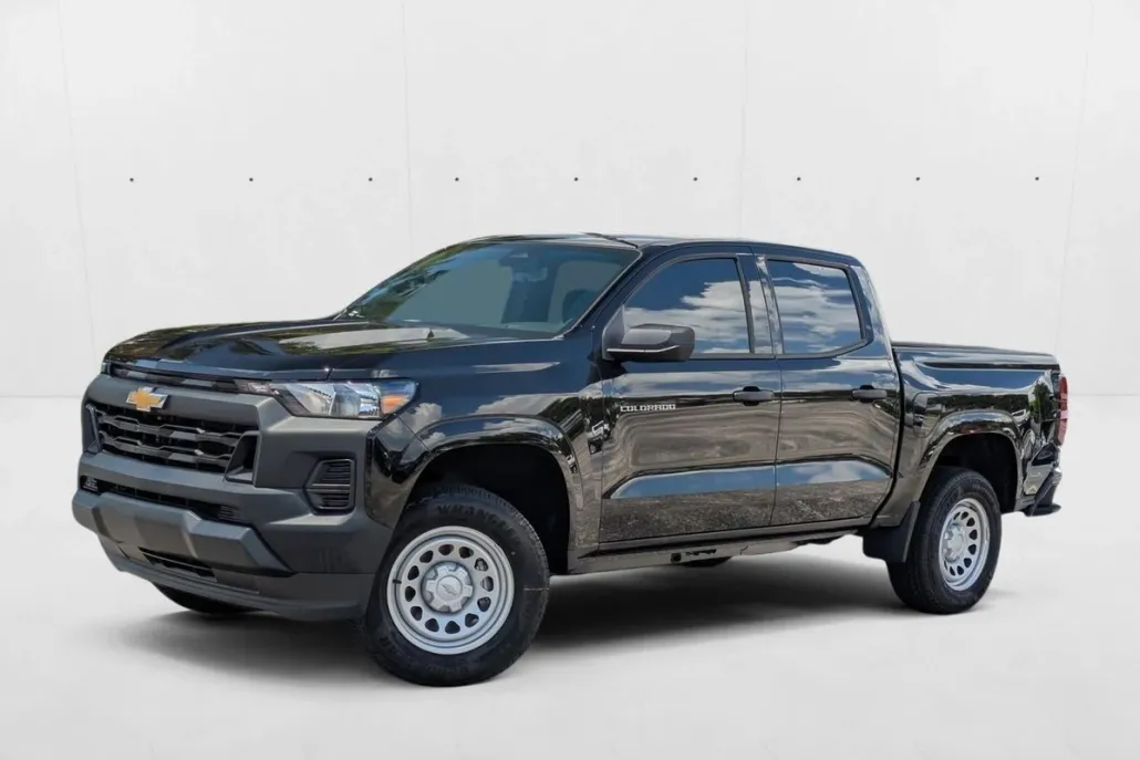 2026 Chevrolet Colorado Work Truck photo 1