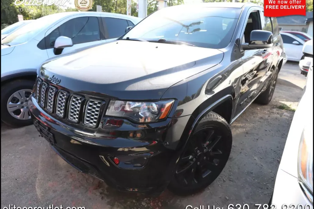 2017 Jeep Grand Cherokee Limited photo 1