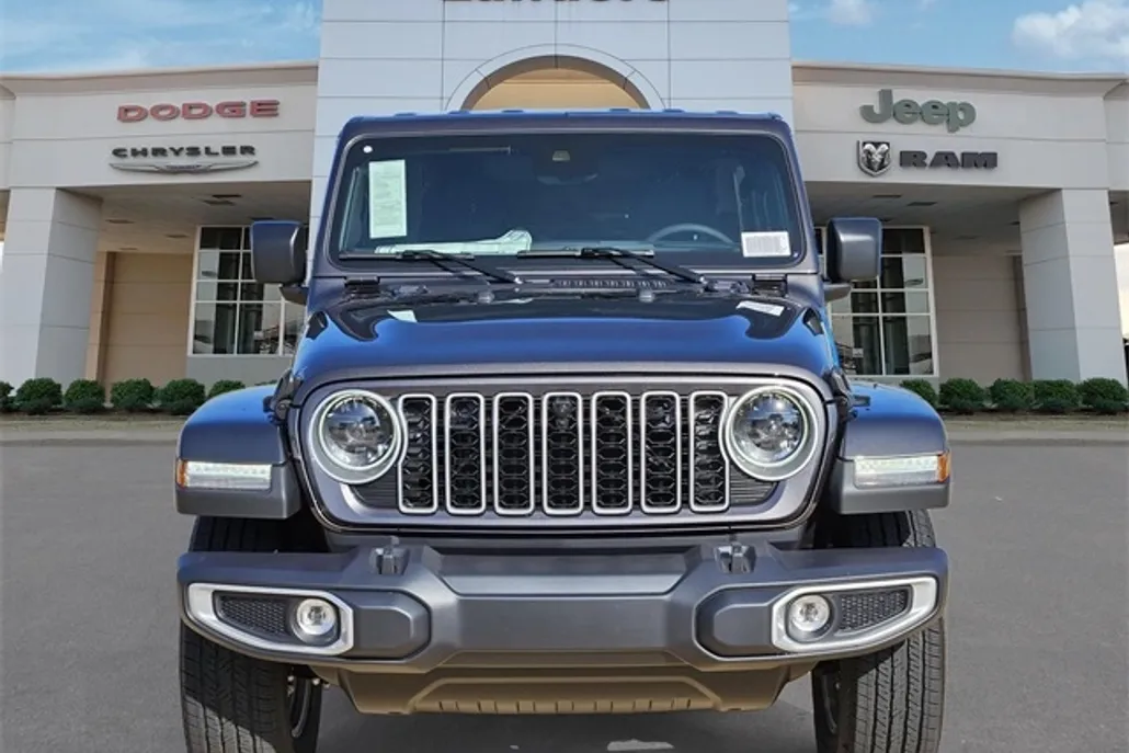 2025 Jeep Wrangler Sahara photo 1
