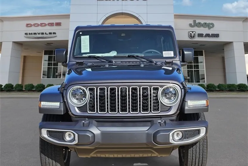 2025 Jeep Wrangler Sahara photo 1