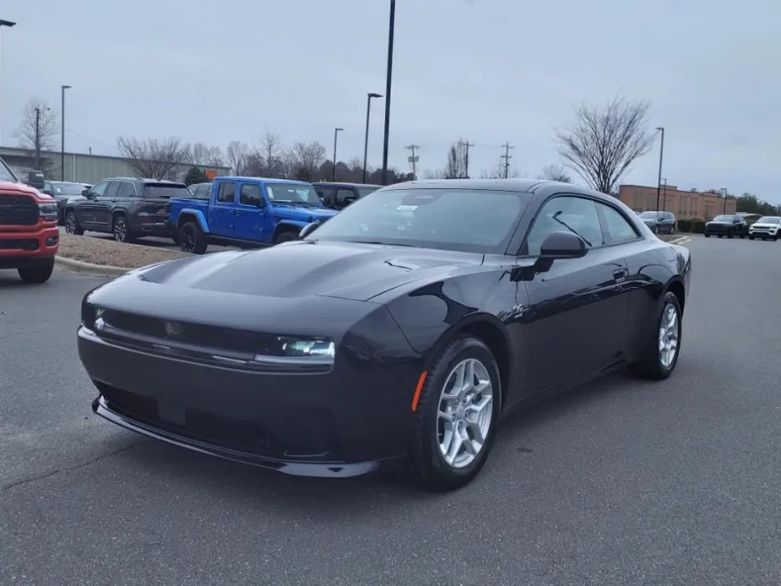 2025 Dodge Charger R/T photo 1
