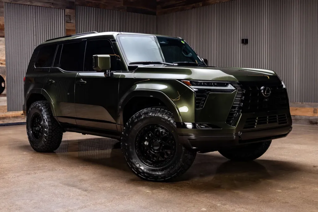 2025 Lexus GX 550 Luxury photo 1