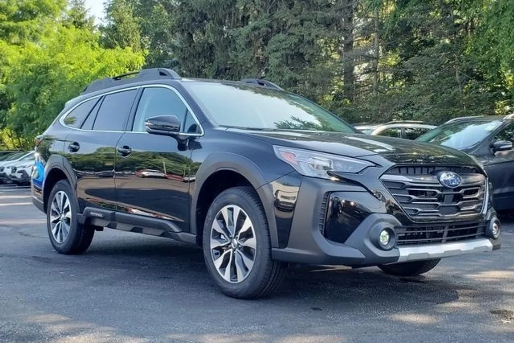2025 Subaru Outback Limited photo 1