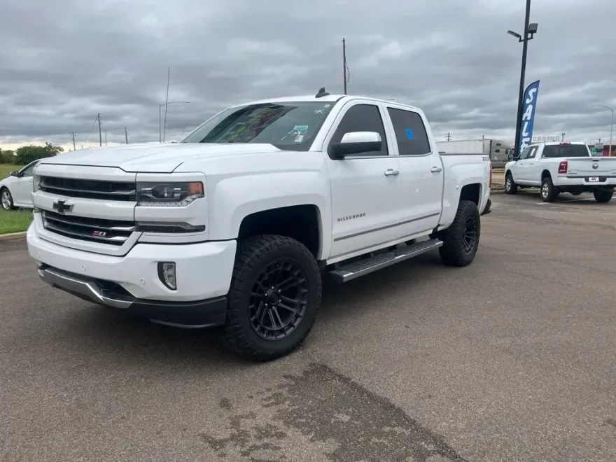 2018 Chevrolet Silverado 1500 LTZ photo 1