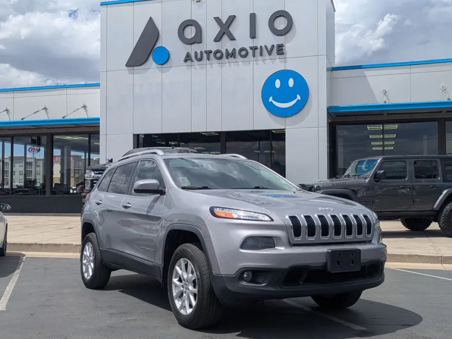 2016 Jeep Cherokee Latitude photo 1