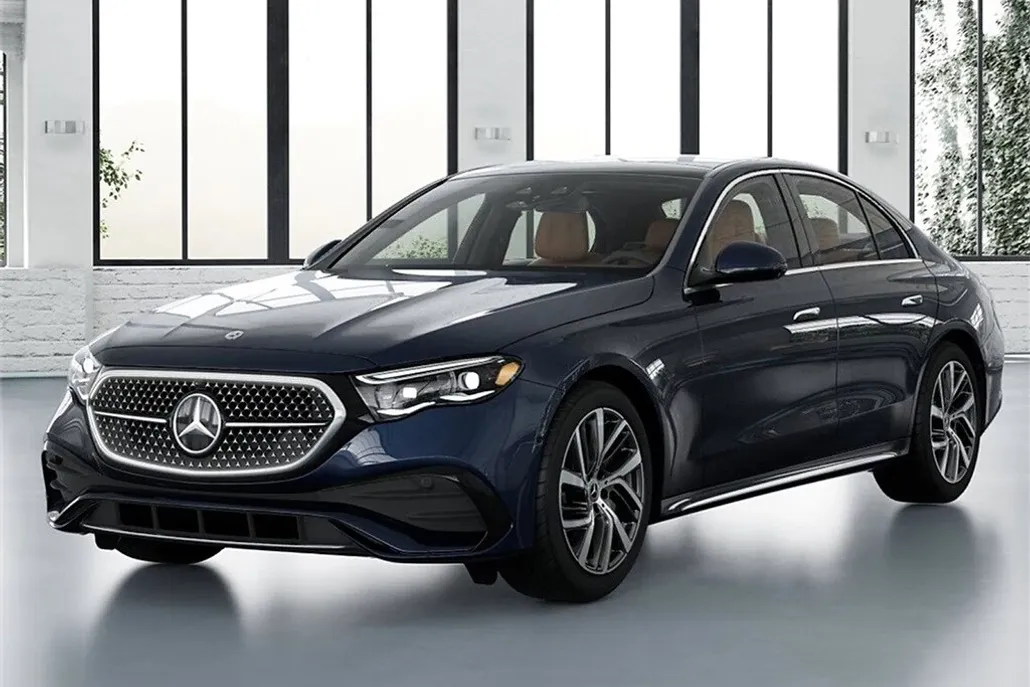 2026 Mercedes Benz E 4MATIC Sedan photo 1