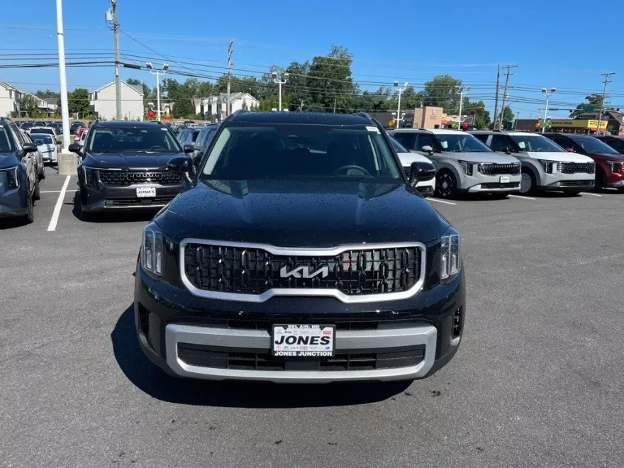 2025 Kia Telluride EX photo 1