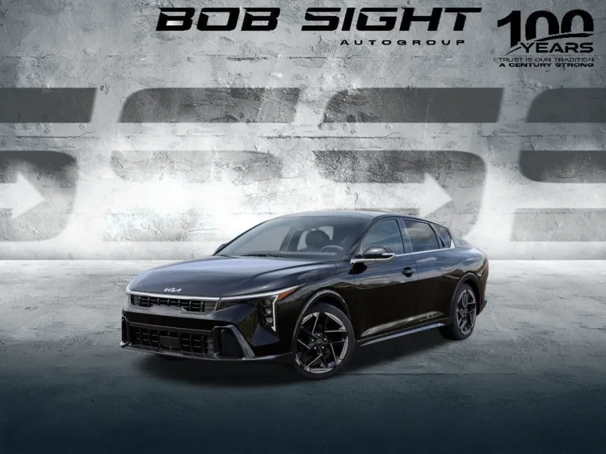 2025 Kia K4 GT-Line photo 1