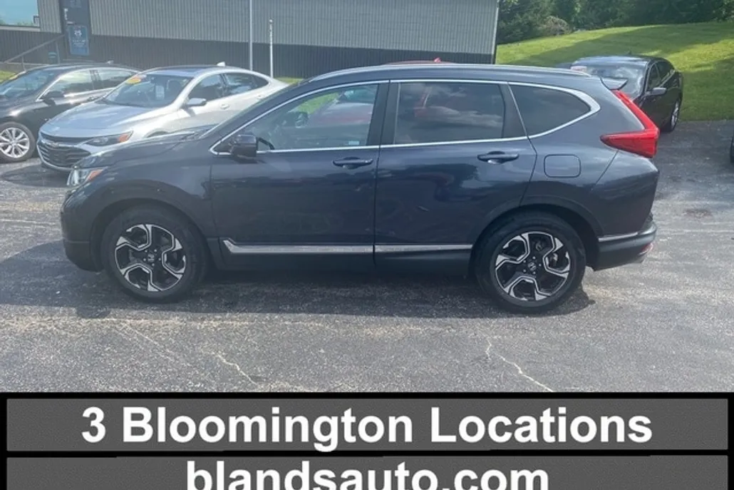 2018 Honda CR-V Touring photo 1