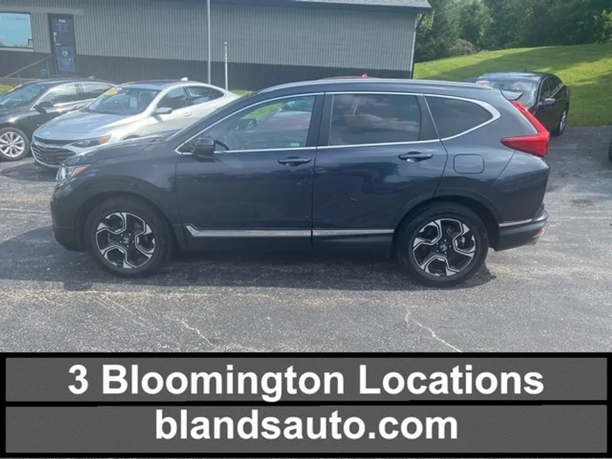 2018 Honda CR-V Touring photo 1