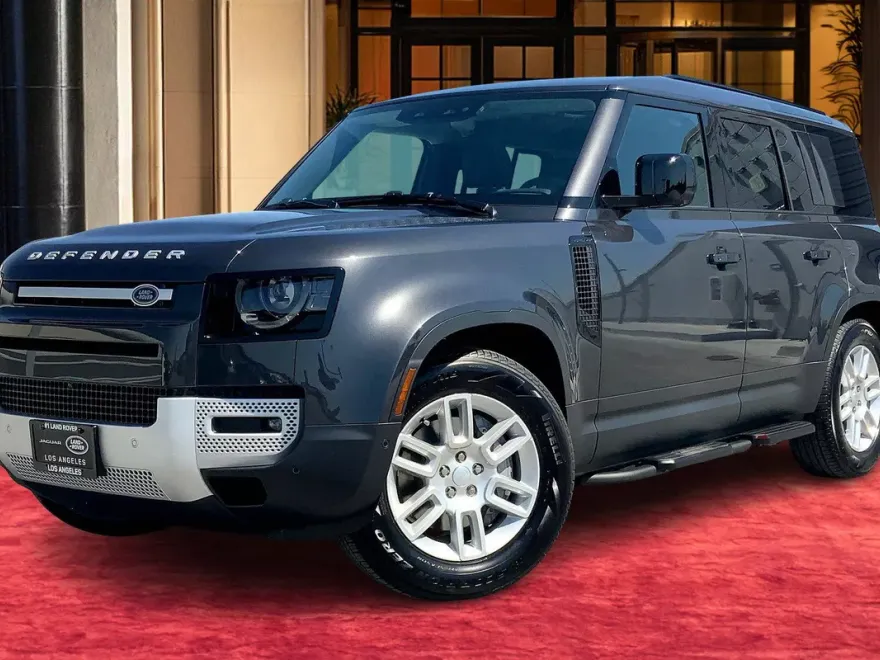 2025 Land Rover Defender 110 S photo 1