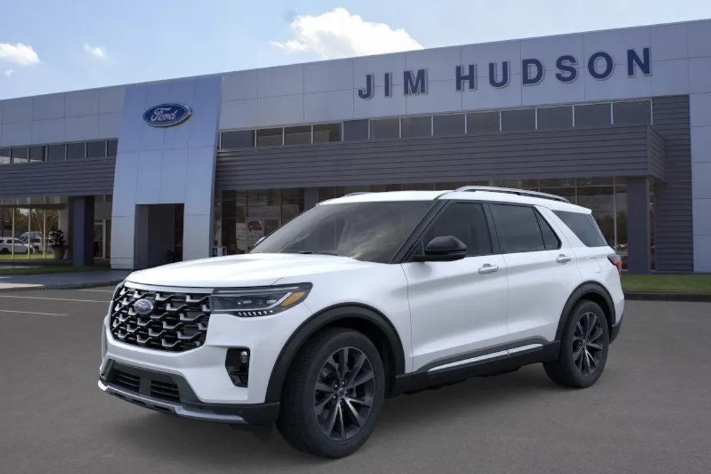 2025 Ford Explorer Platinum photo 1