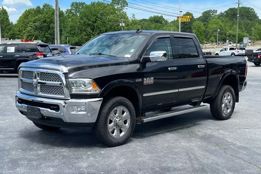 2018 Ram 2500 Laramie photo 1