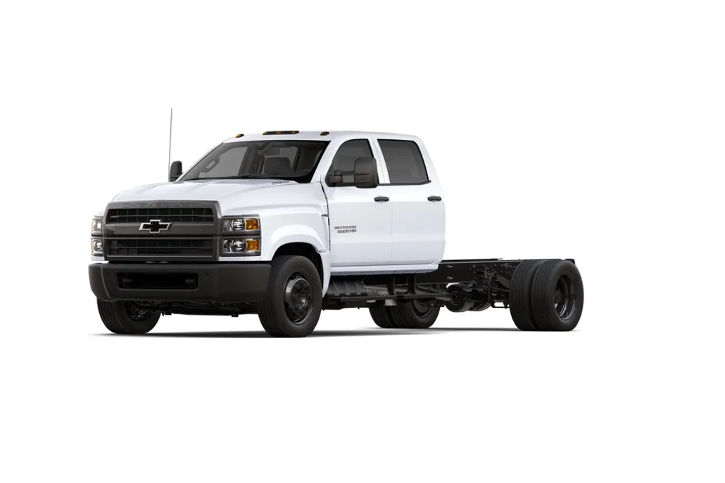2024 Chevrolet Silverado 6500HD Work Truck photo 1