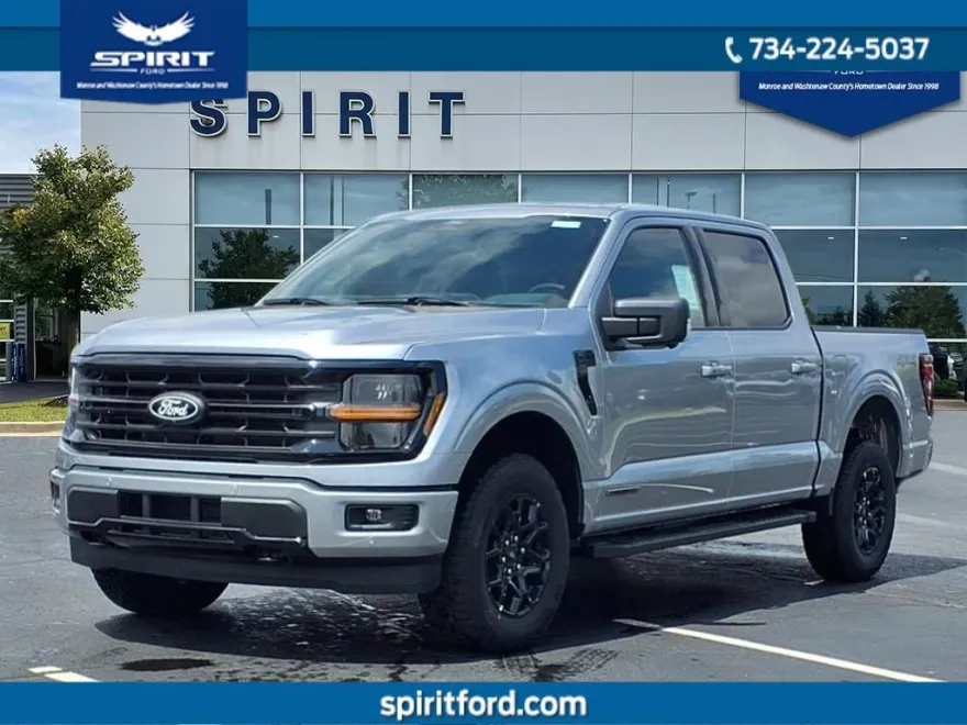 2025 Ford F-150 XLT photo 1
