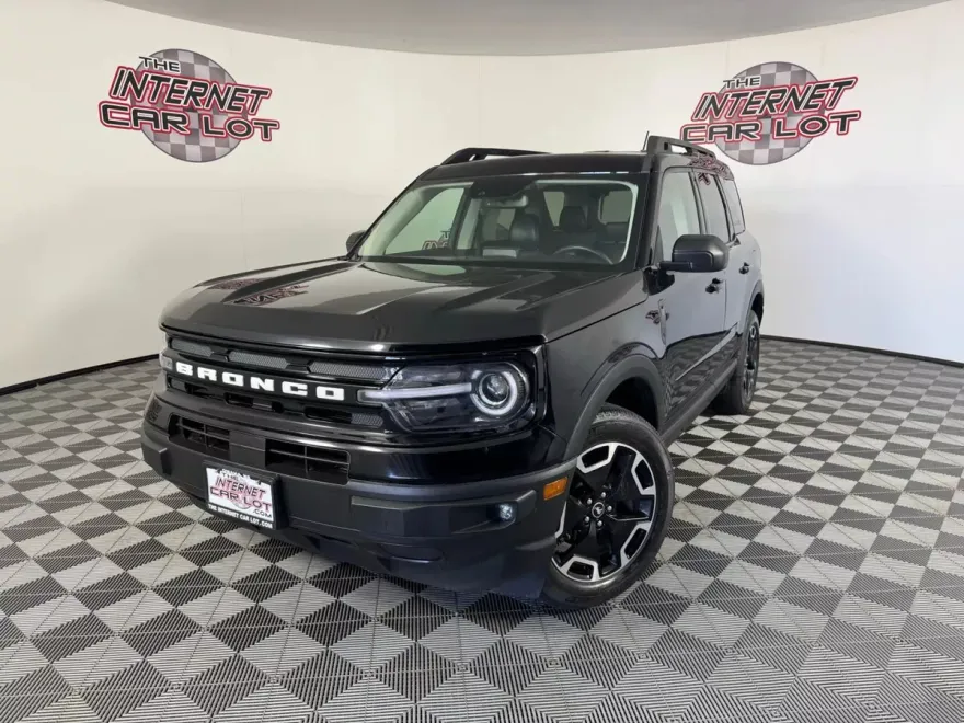 2023 Ford Bronco Sport Outer Banks photo 1